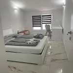 Casa Moniga 2-residenze Lizzeri Moniga del Garda