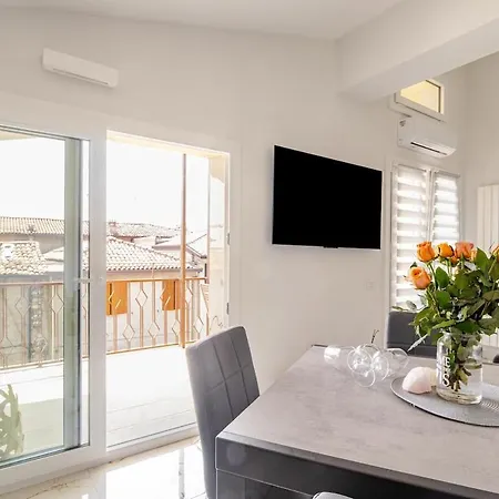 Casa Moniga 2-residenze Lizzeri