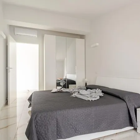 Casa Moniga 2-residenze Lizzeri Apartman Moniga del Garda
